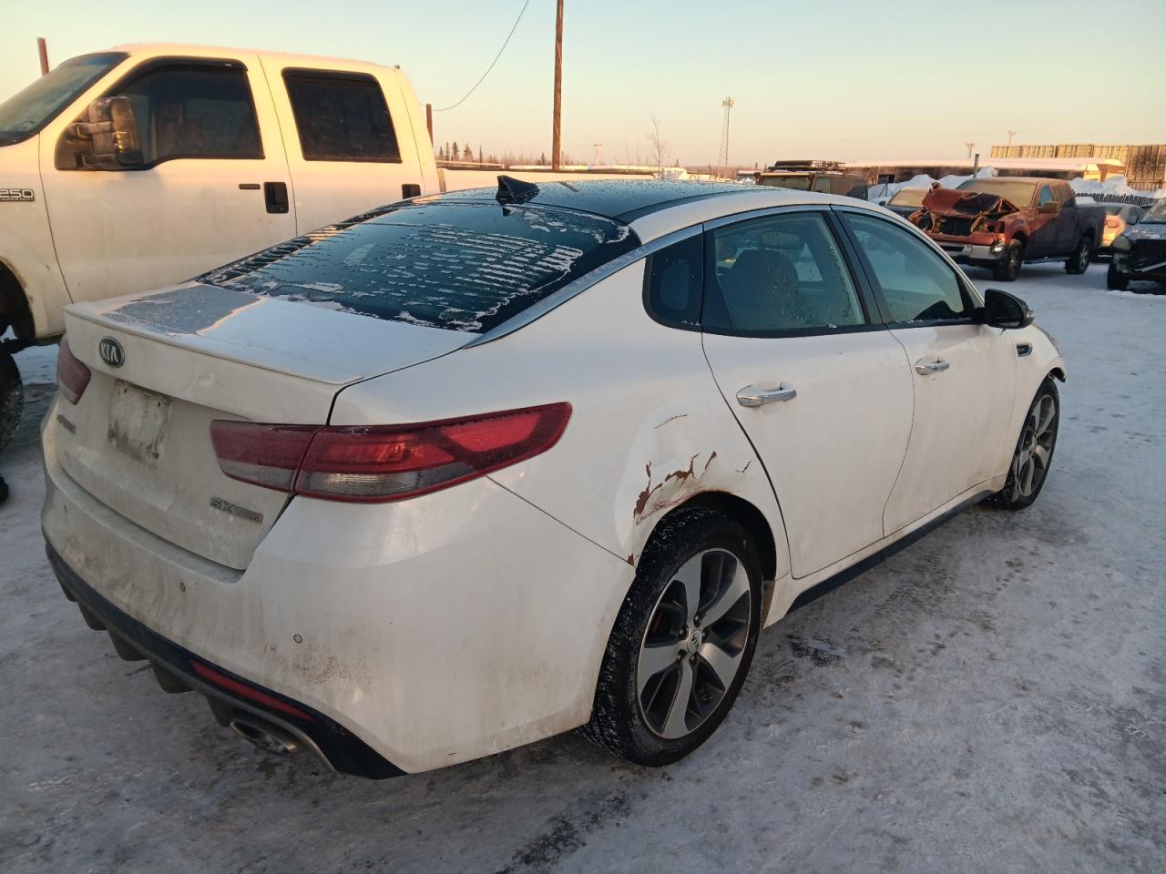 VIN 5XXGW4L24GG015109 2016 KIA OPTIMA no.3