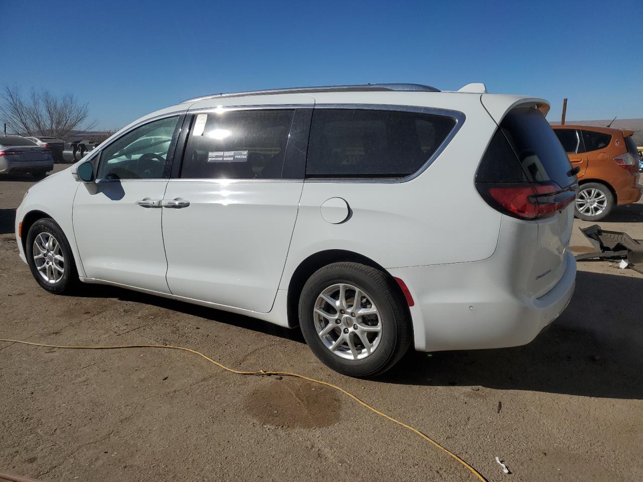 2021 Chrysler Pacifica - Image 2