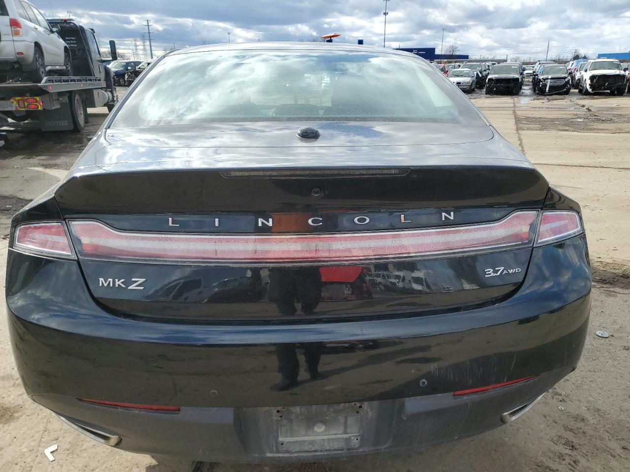 2015 Lincoln MKZ - Image 6