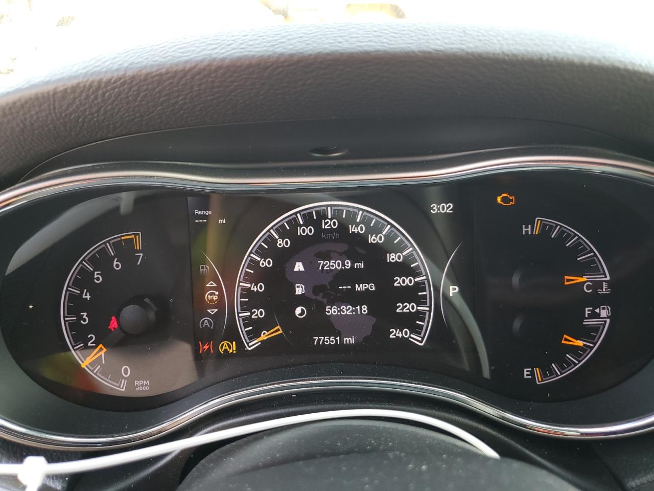 2018 Jeep Grand Cherokee - Image 9