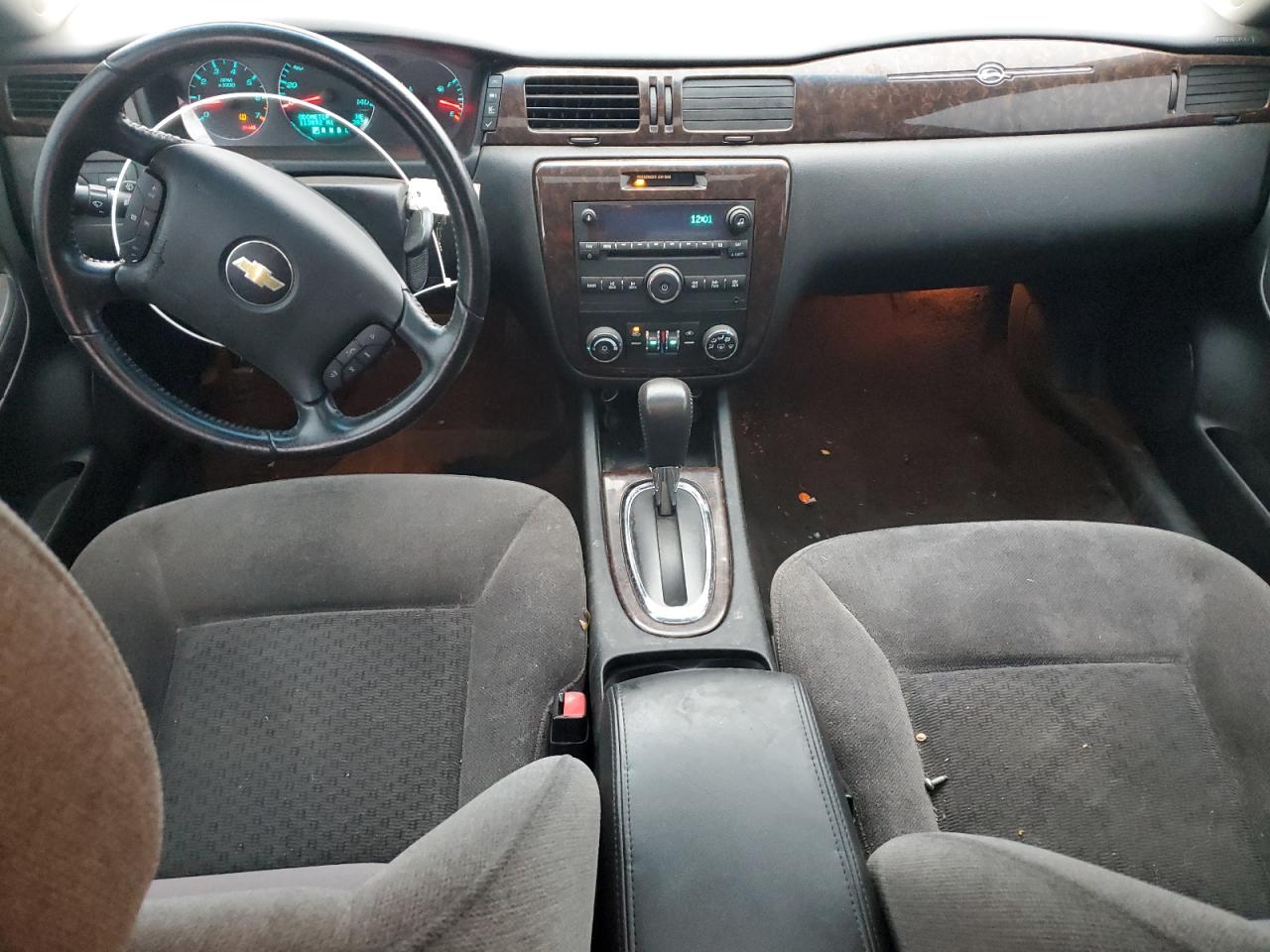 2014 Chevrolet Impala - Image 8