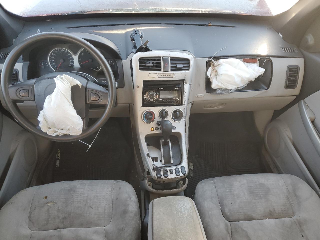 2005 Chevrolet Equinox - Image 8