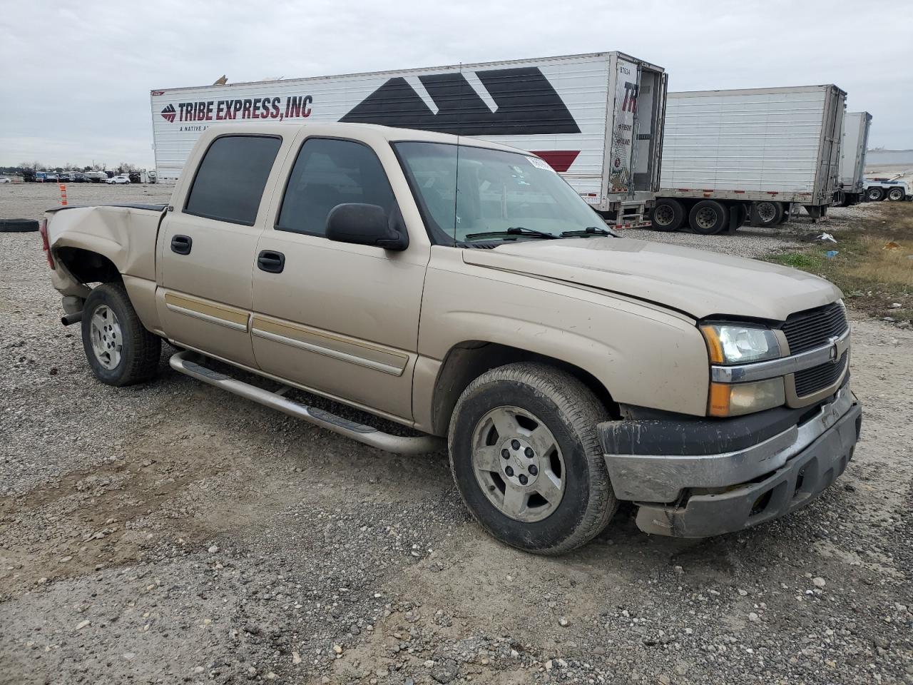 2005 Chevrolet Silverado - Image 4