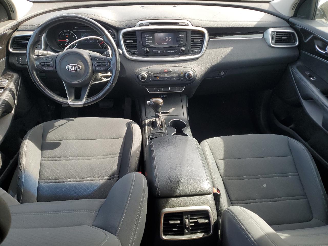 2016 Kia Sorento - Image 8