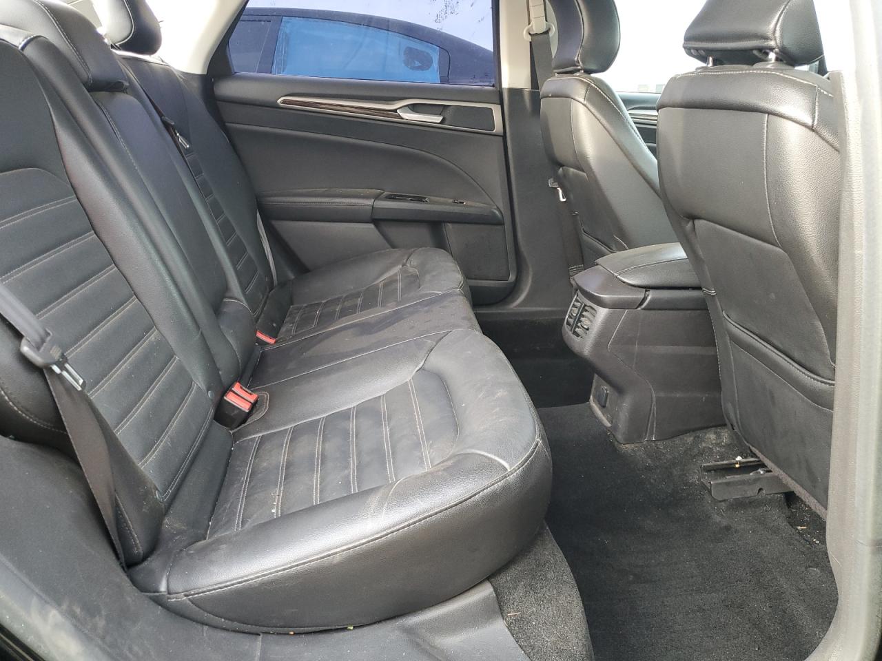 2016 Ford Fusion - Image 10