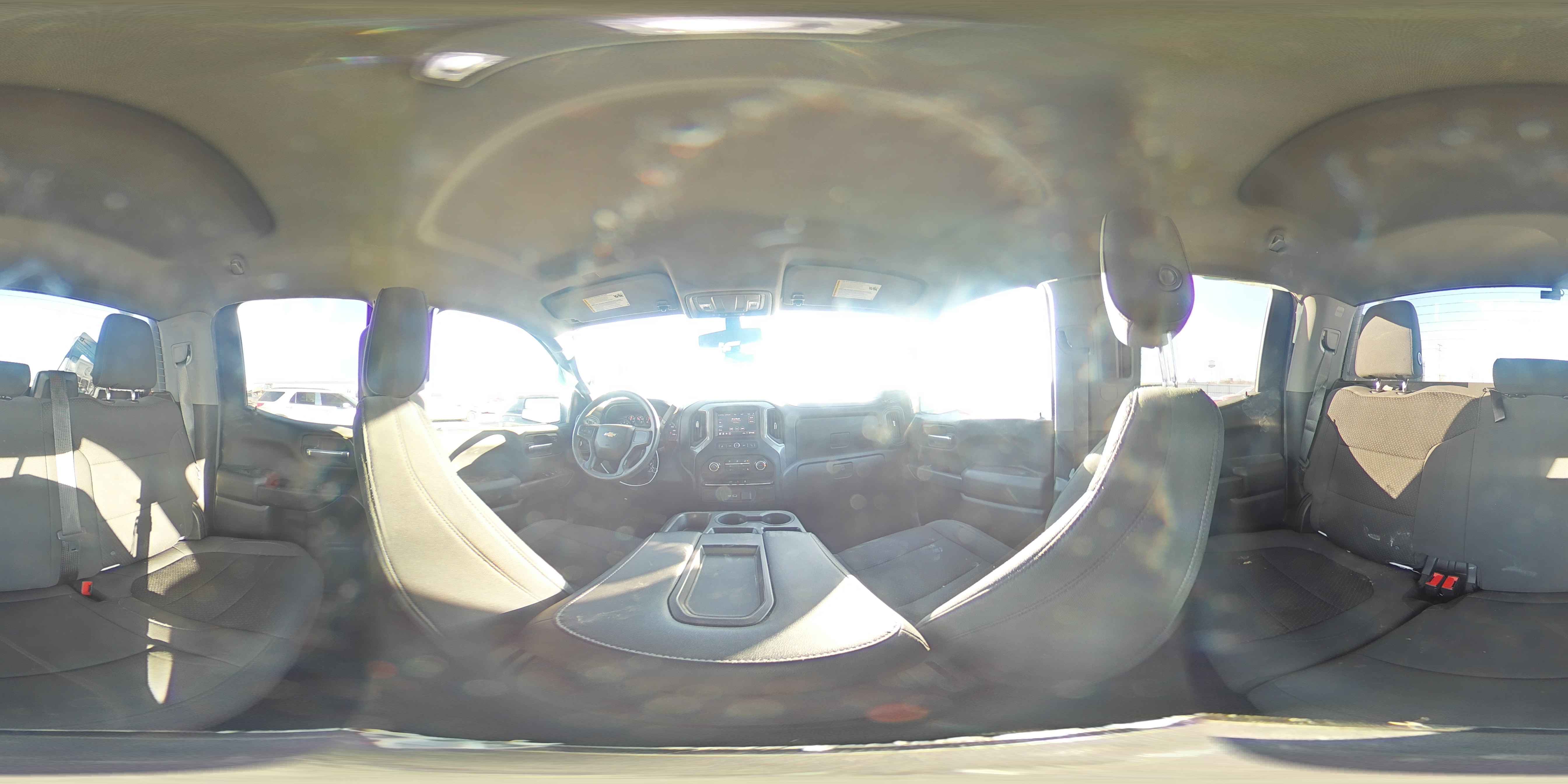 2021 Chevrolet Silverado - Image 13
