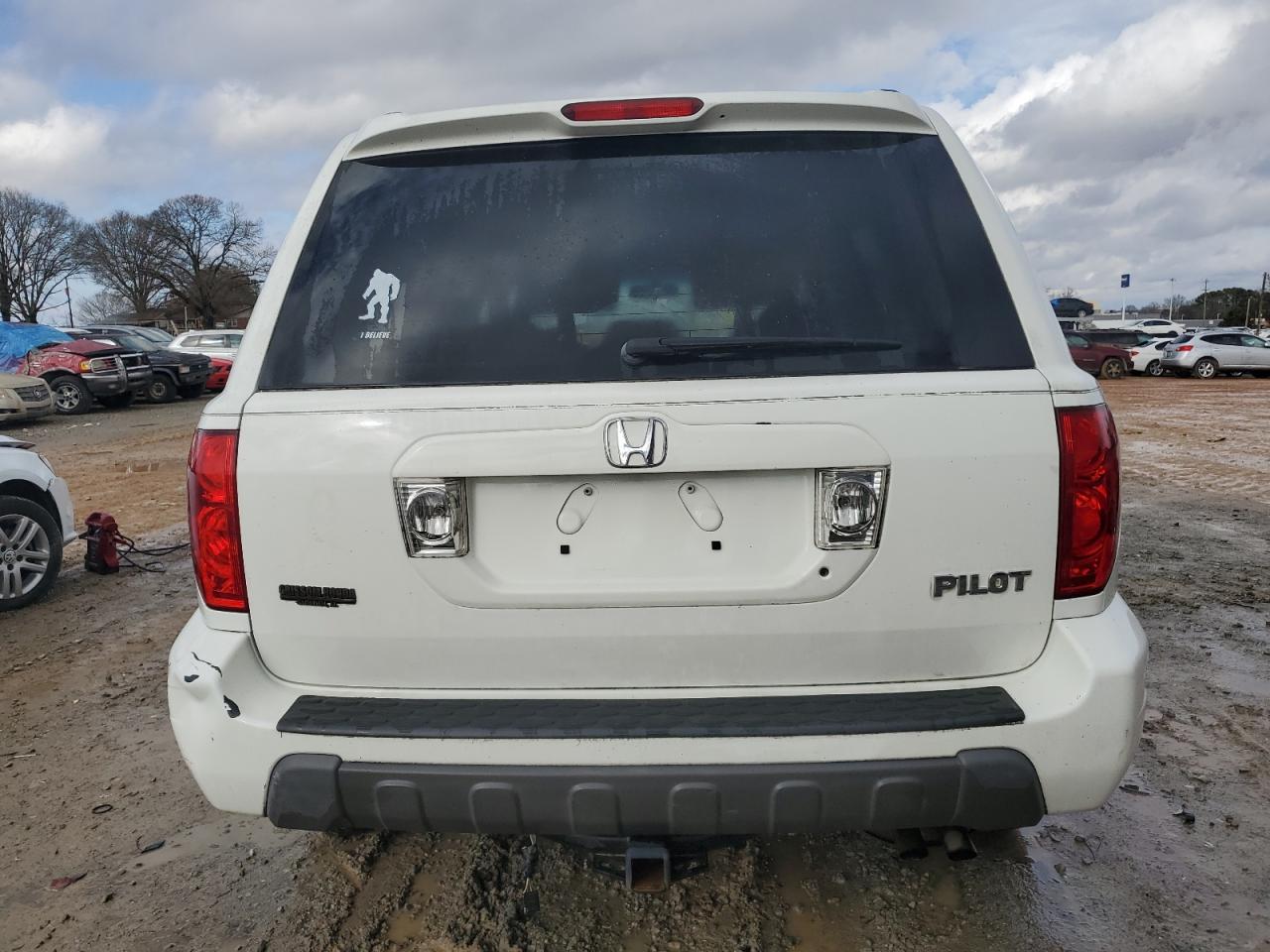2003 Honda Pilot - Image 2