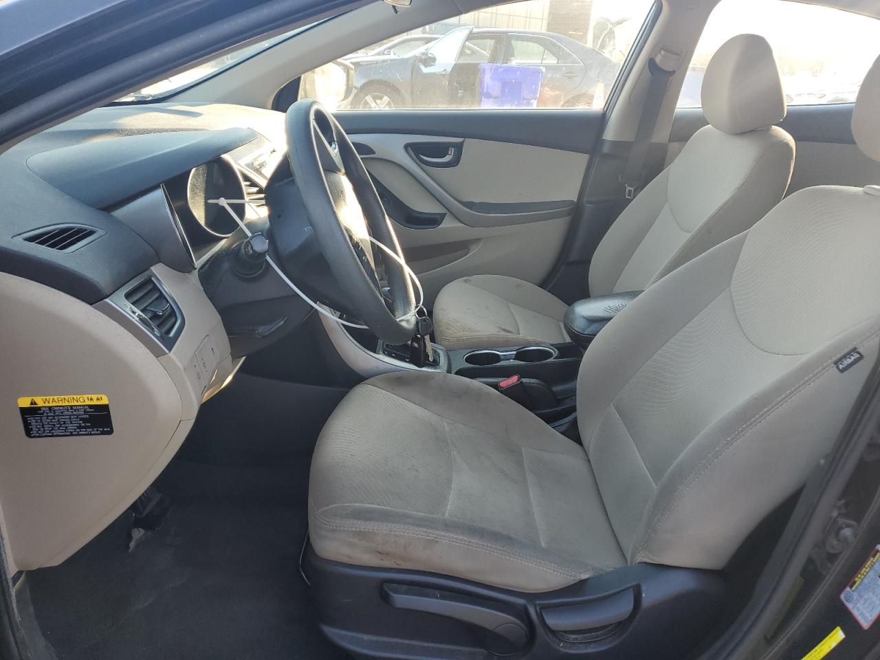 2015 Hyundai Elantra - Image 7