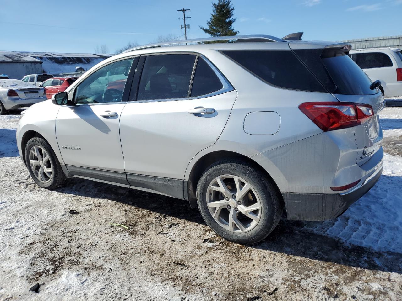 2019 Chevrolet Equinox - Image 2