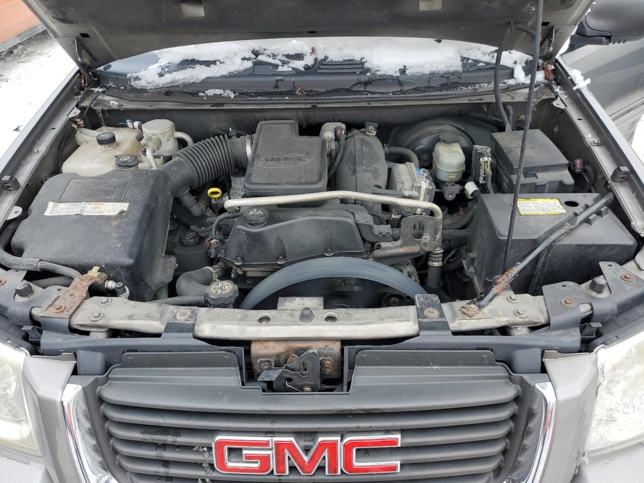 2005 GMC Envoy - Image 12