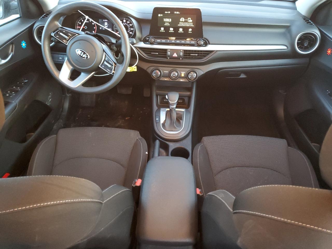 2020 Kia Forte - Image 8