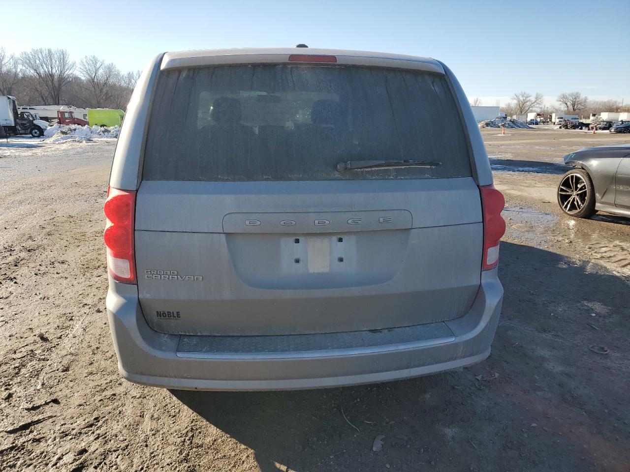2015 Dodge Caravan - Image 6