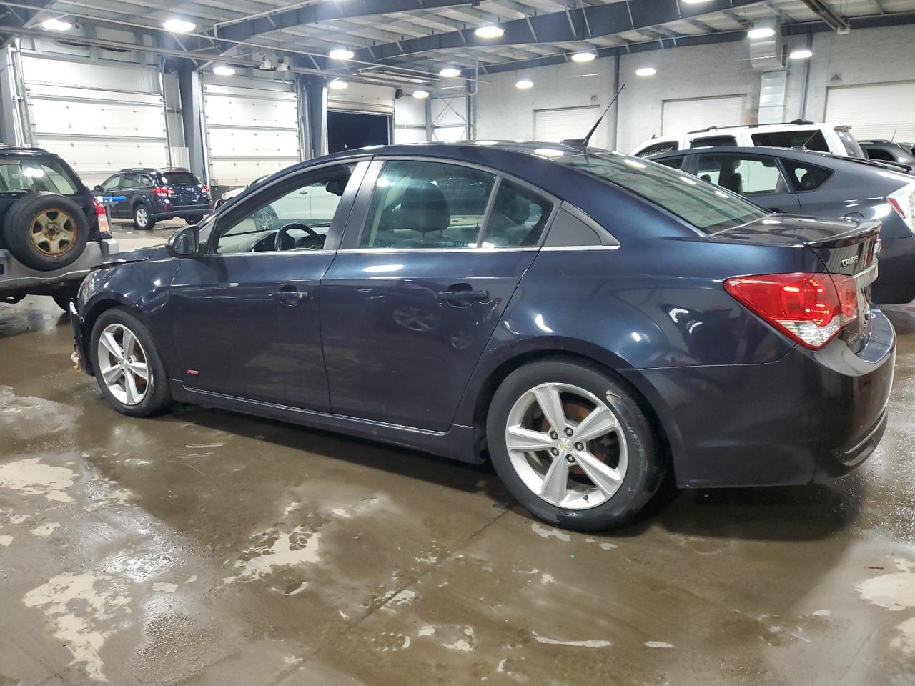 2014 Chevrolet Cruze - Image 2