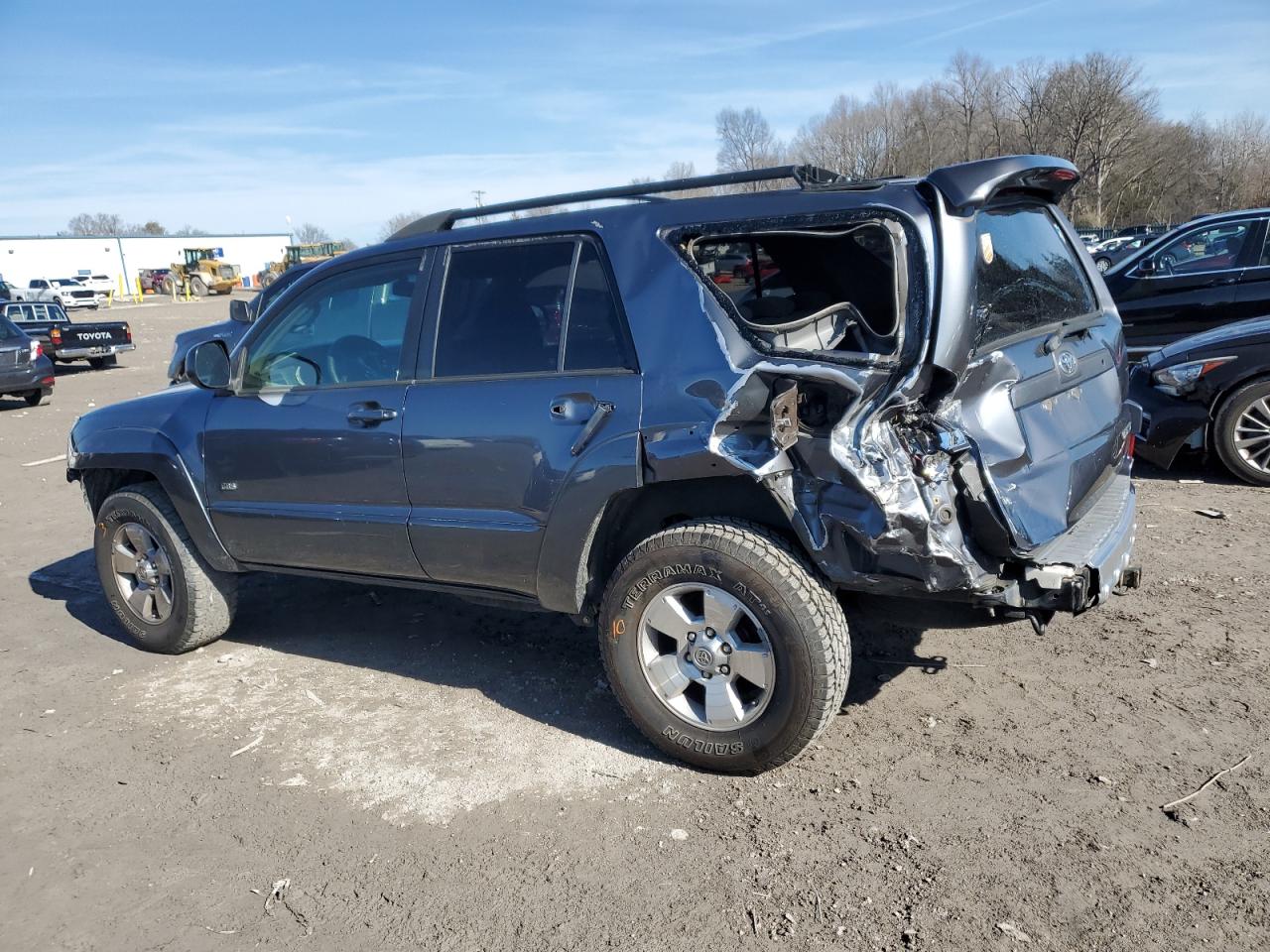 2004 Toyota 4Runner - Image 2