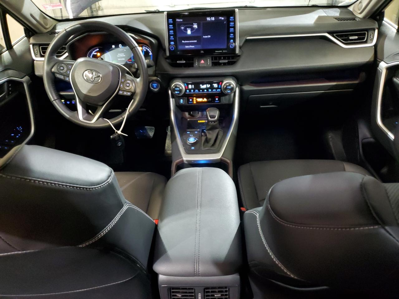 2022 Toyota RAV 4 - Image 8