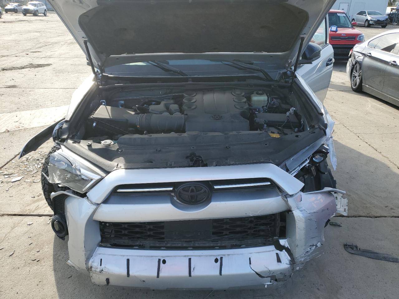 2021 Toyota 4Runner - Image 12