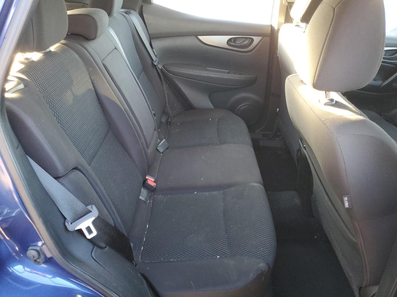 2021 Nissan Rogue - Image 11
