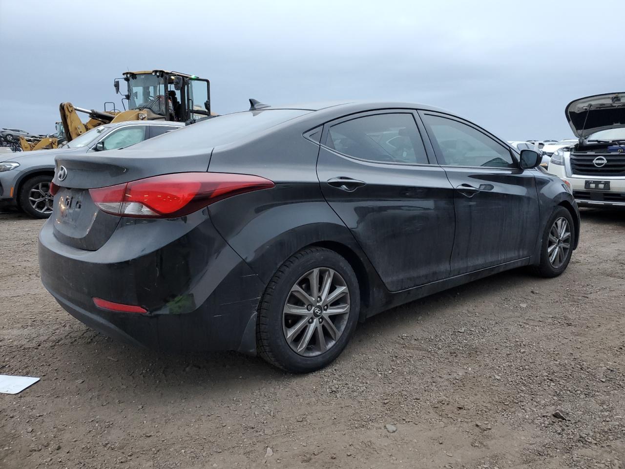 2015 Hyundai Elantra - Image 3
