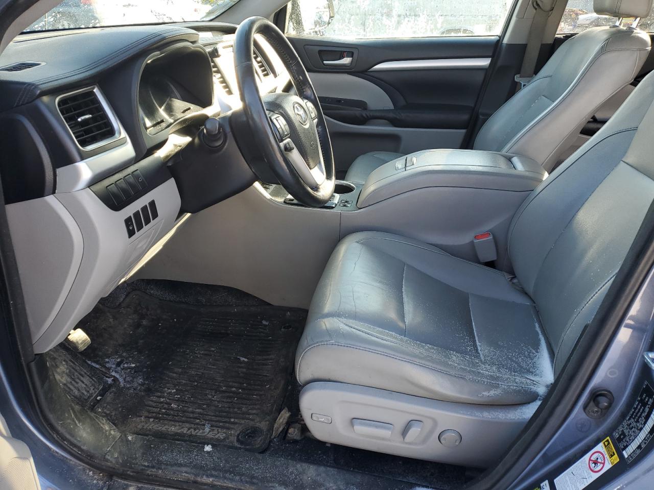 2015 Toyota Highlander - Image 7