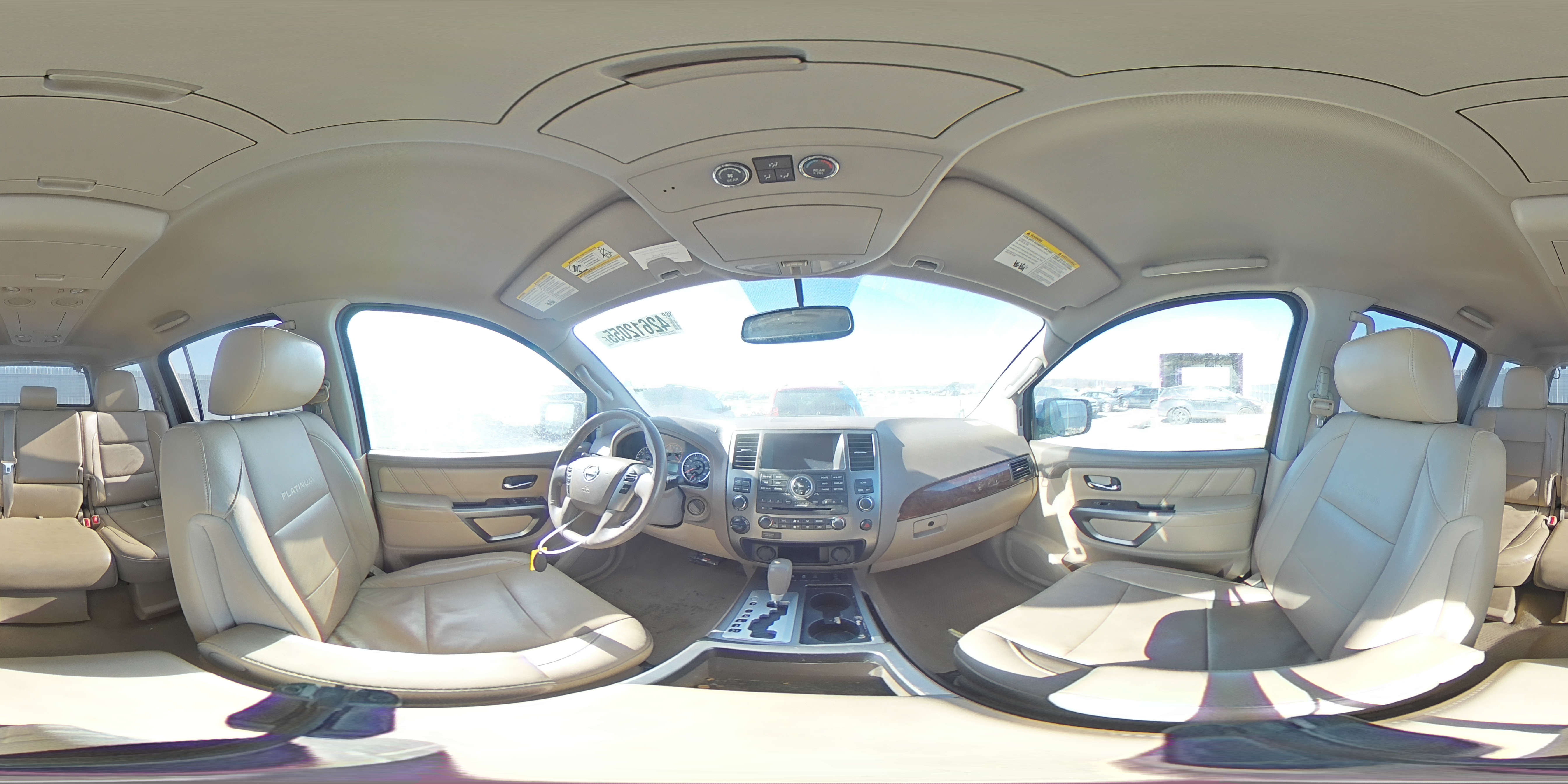 2015 Nissan Armada - Image 14