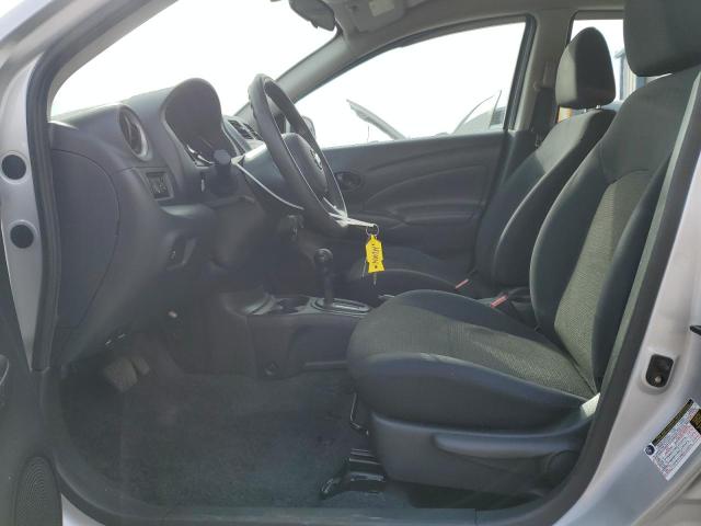 NISSAN VERSA 2012 Srebrny