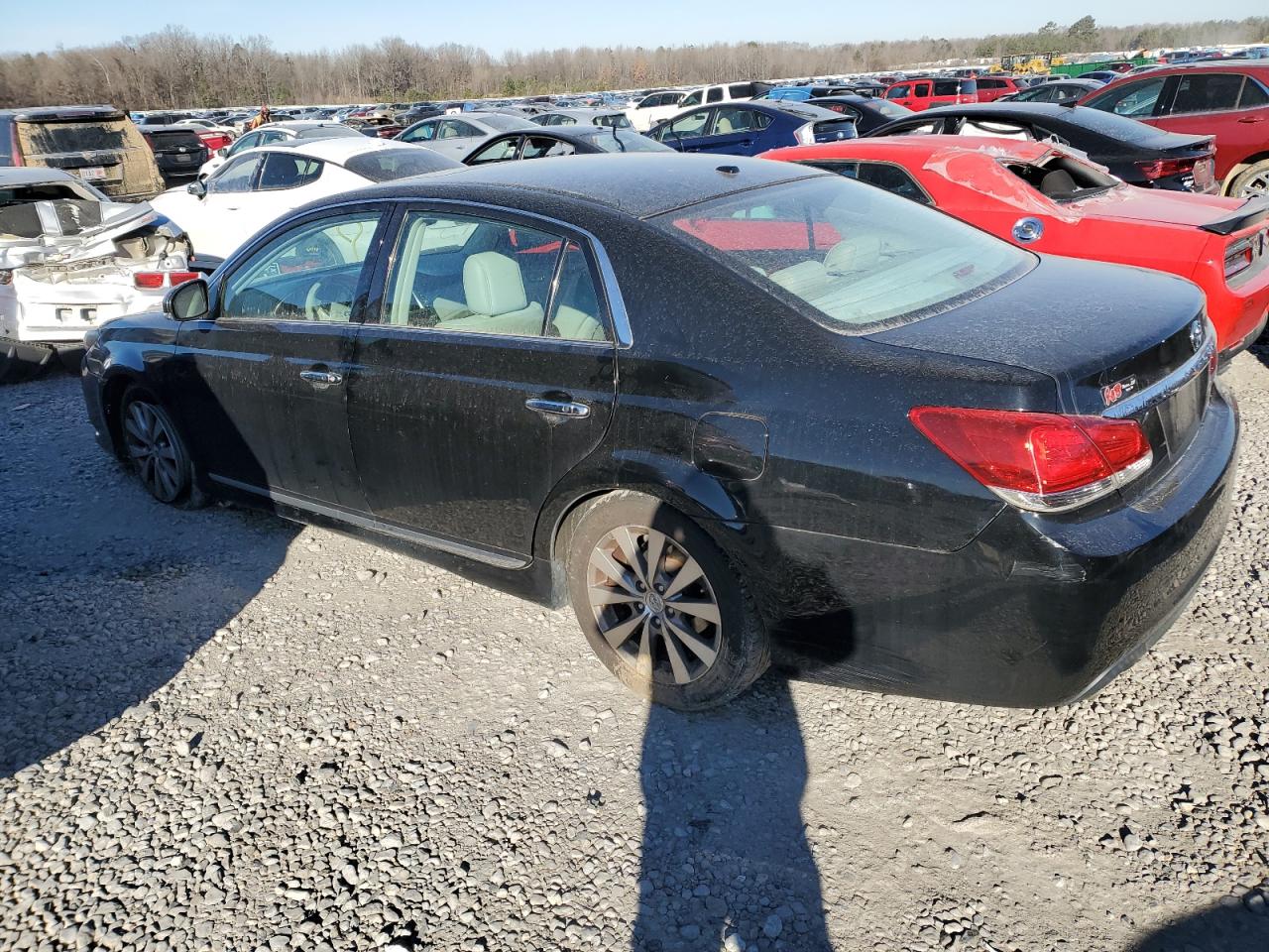 2011 Toyota Avalon - Image 2