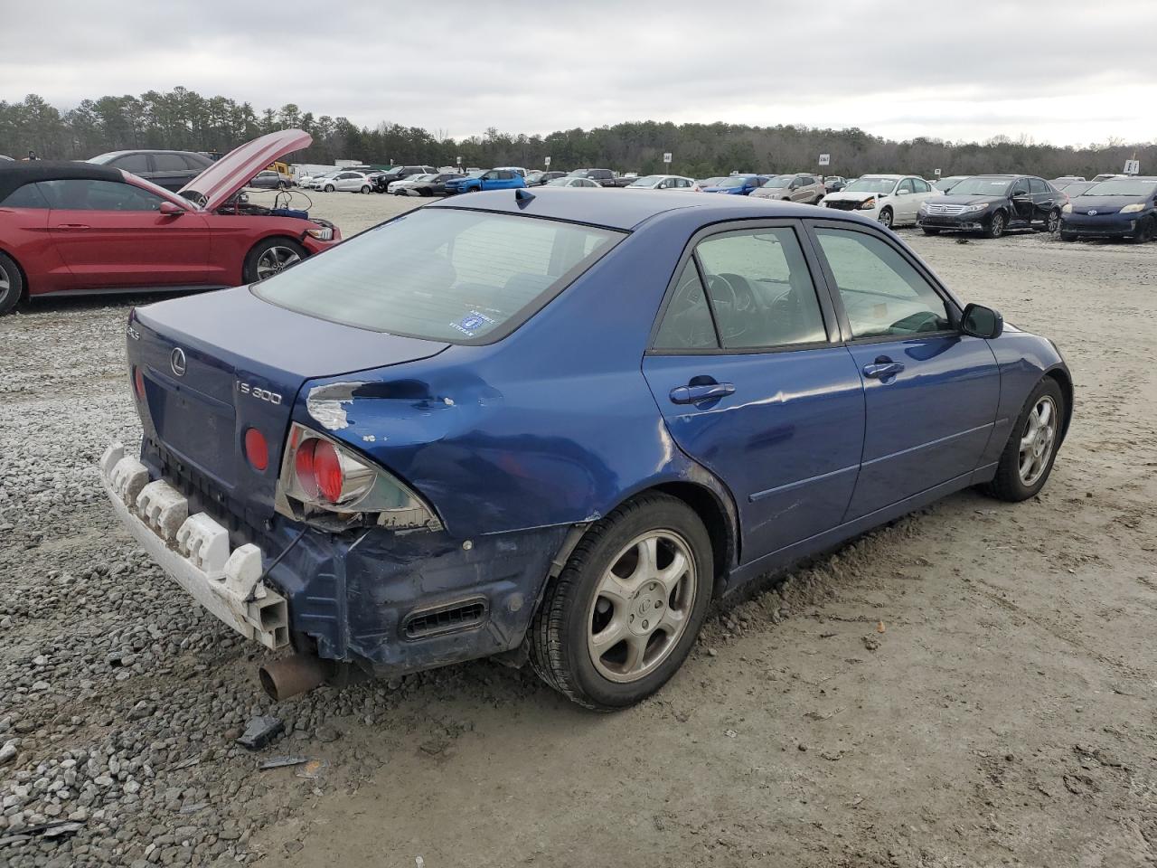 2001 Lexus IS - Image 3