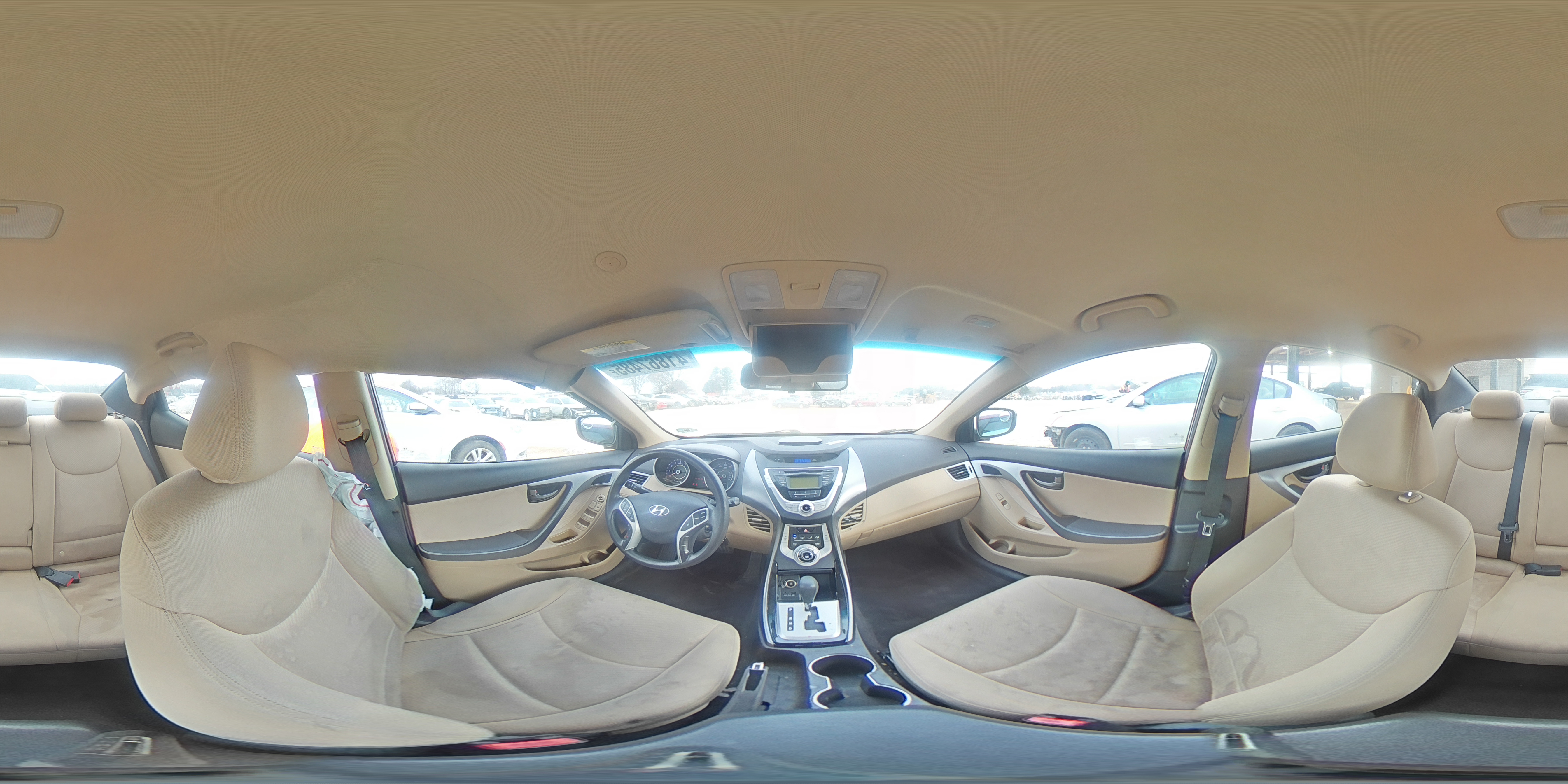 2011 Hyundai Elantra - Image 13