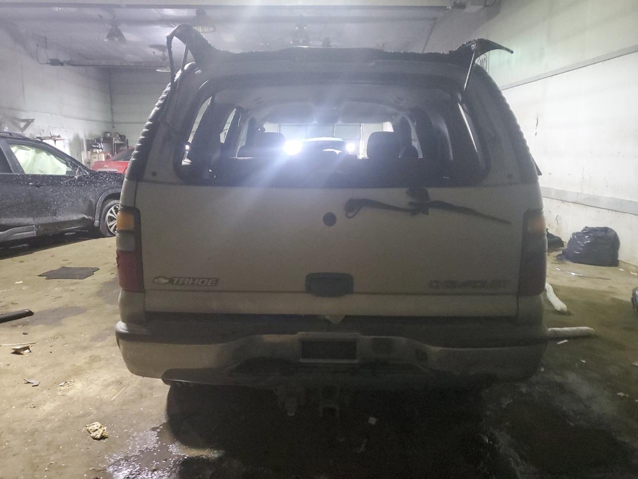 2004 Chevrolet Tahoe - Image 6