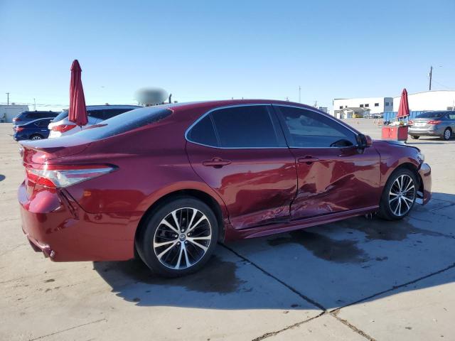  TOYOTA CAMRY 2018 Червоний