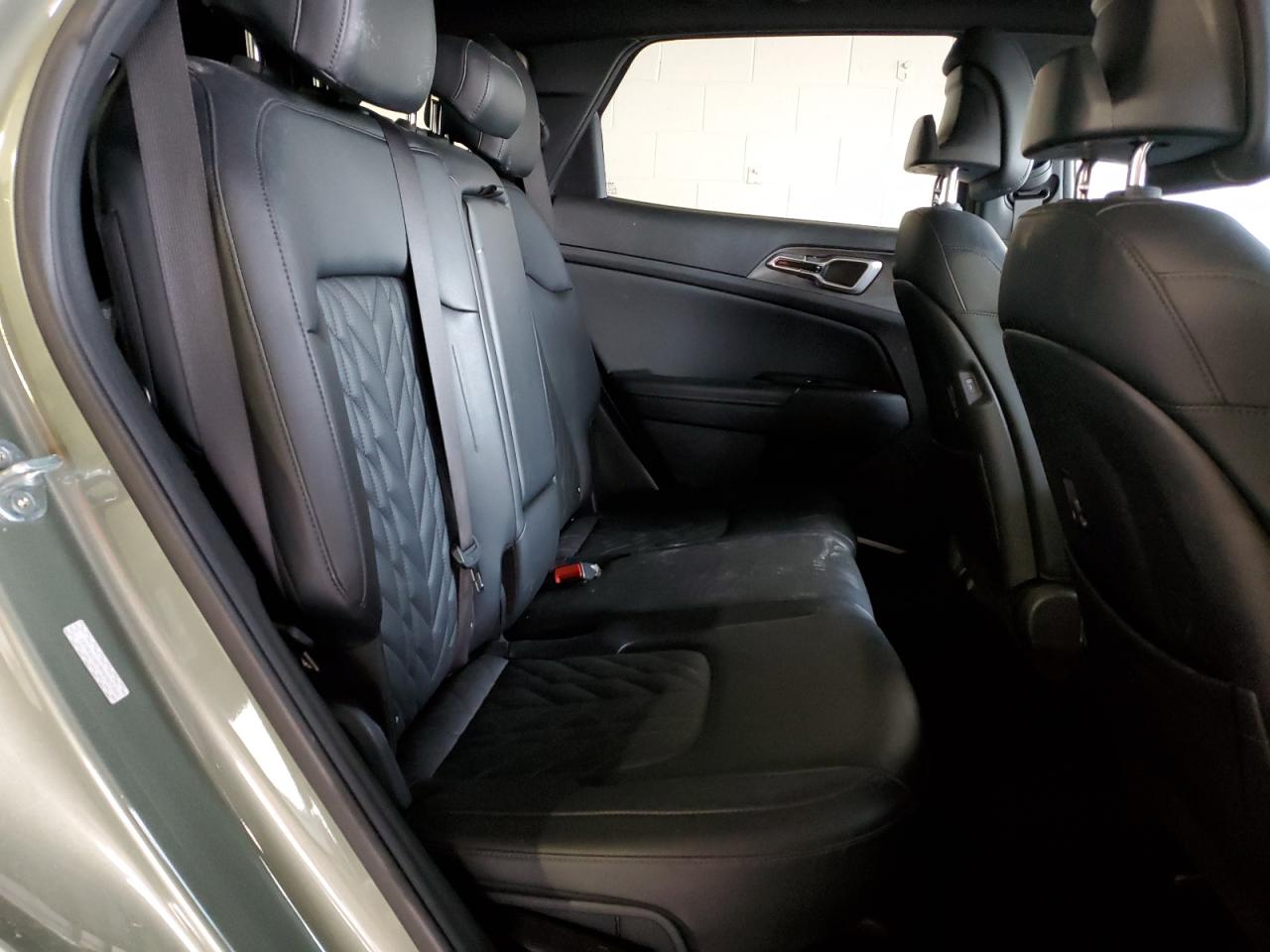 2023 Kia Sportage - Image 11