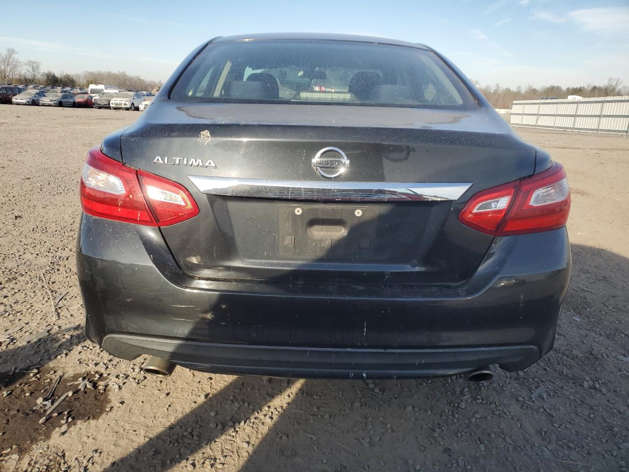 2016 Nissan Altima - Image 6