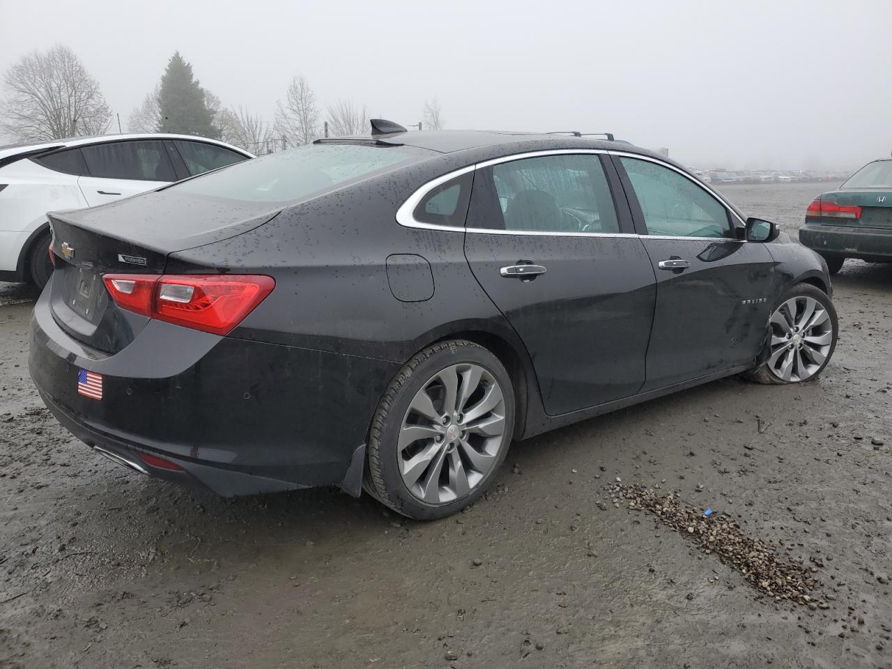 2017 Chevrolet Malibu - Image 3