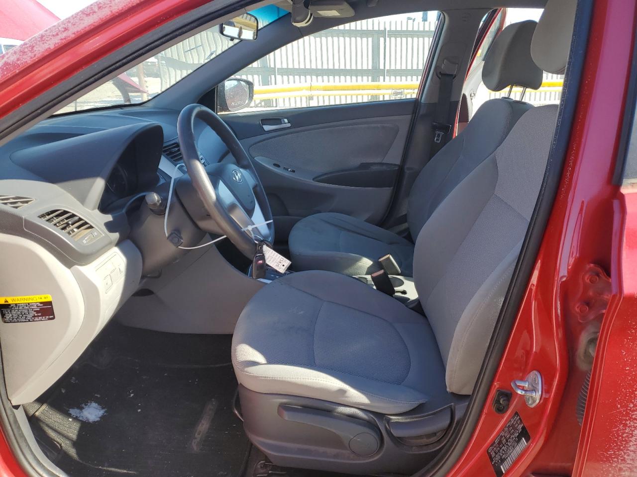 2013 Hyundai Accent - Image 7