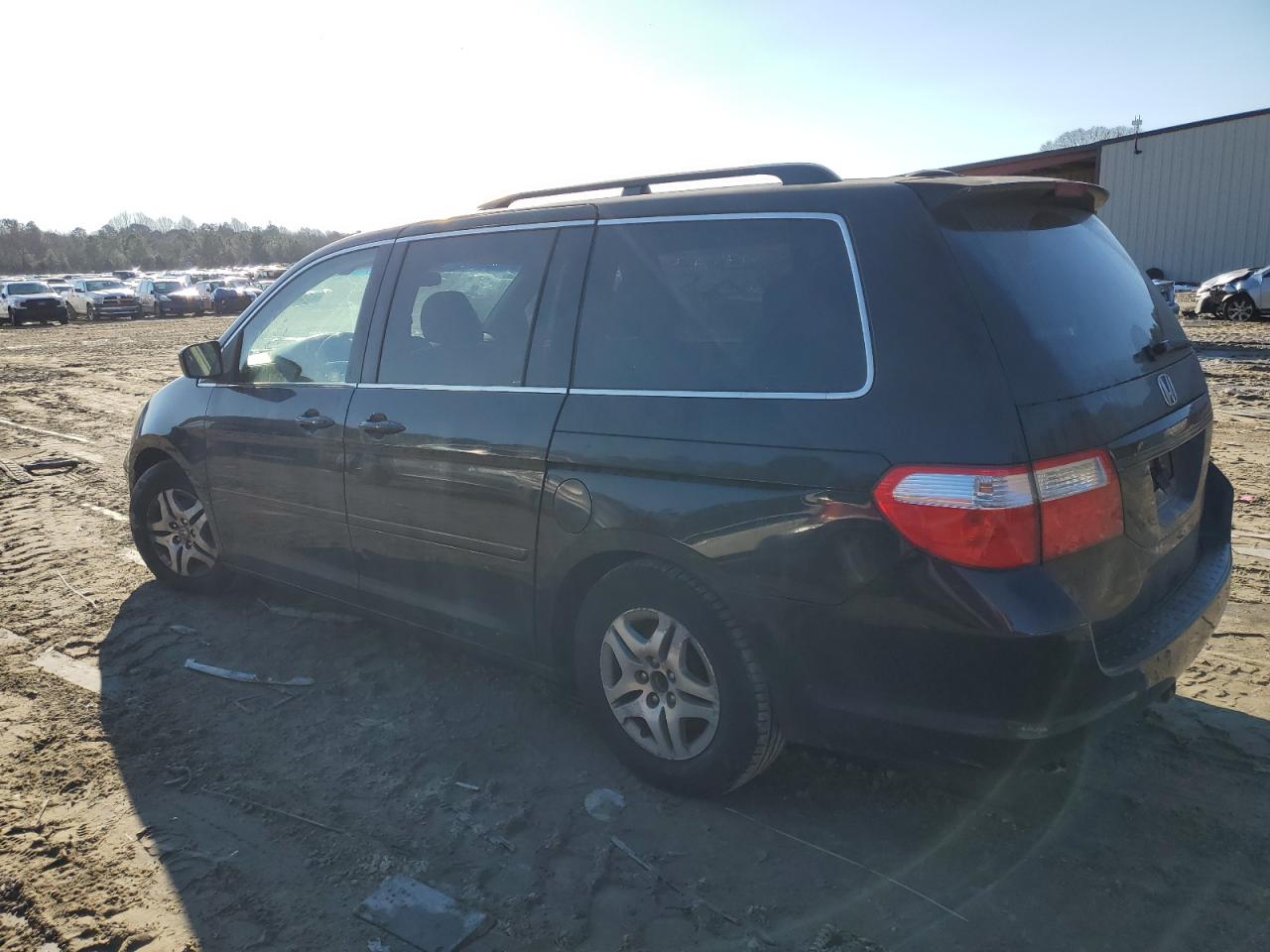 2006 Honda Odyssey - Image 2