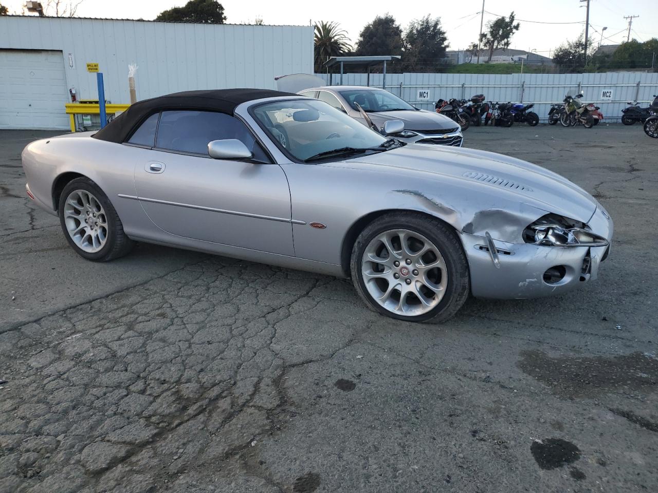 2002 Jaguar XKR - Image 4