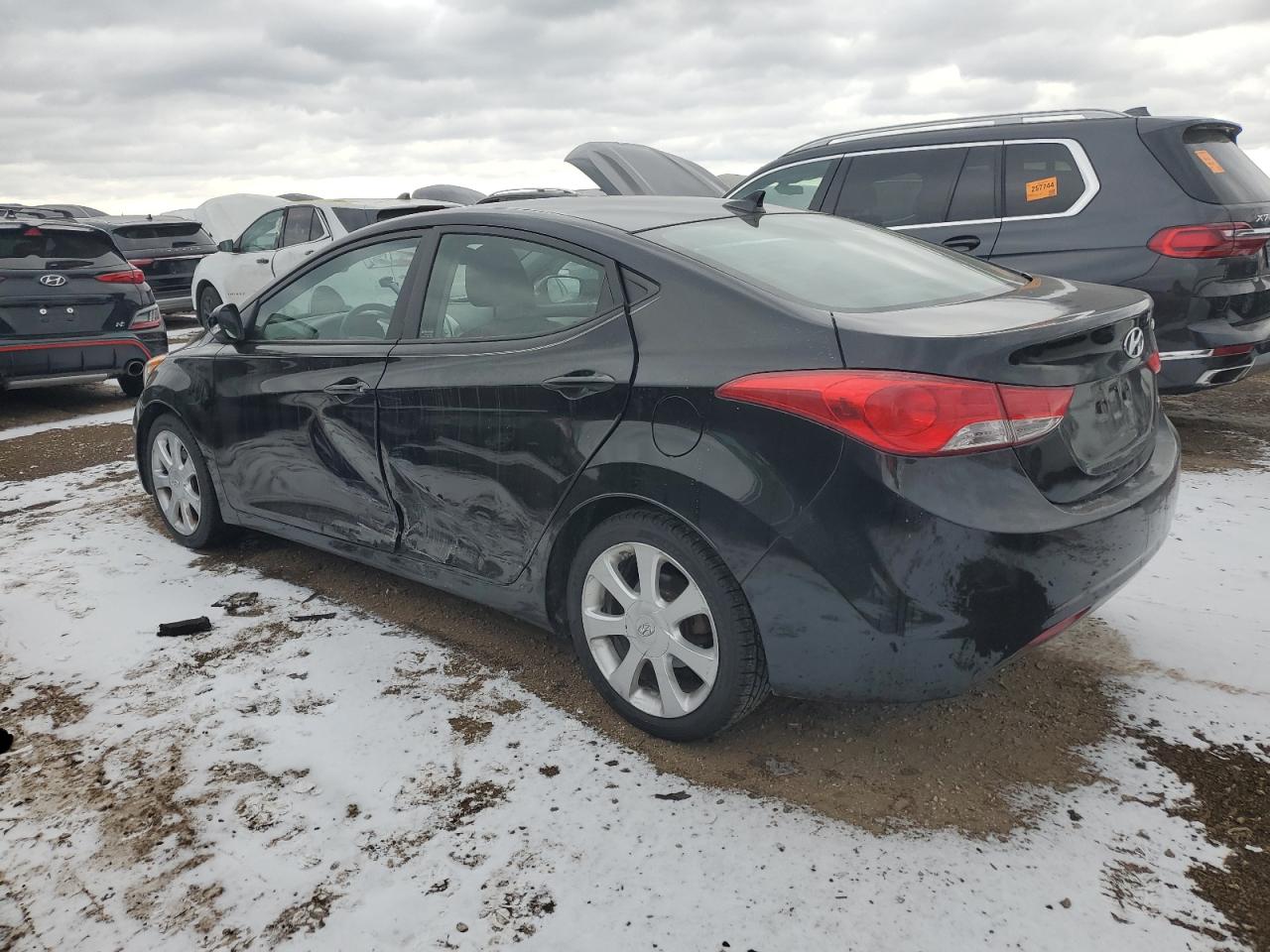 2013 Hyundai Elantra - Image 2