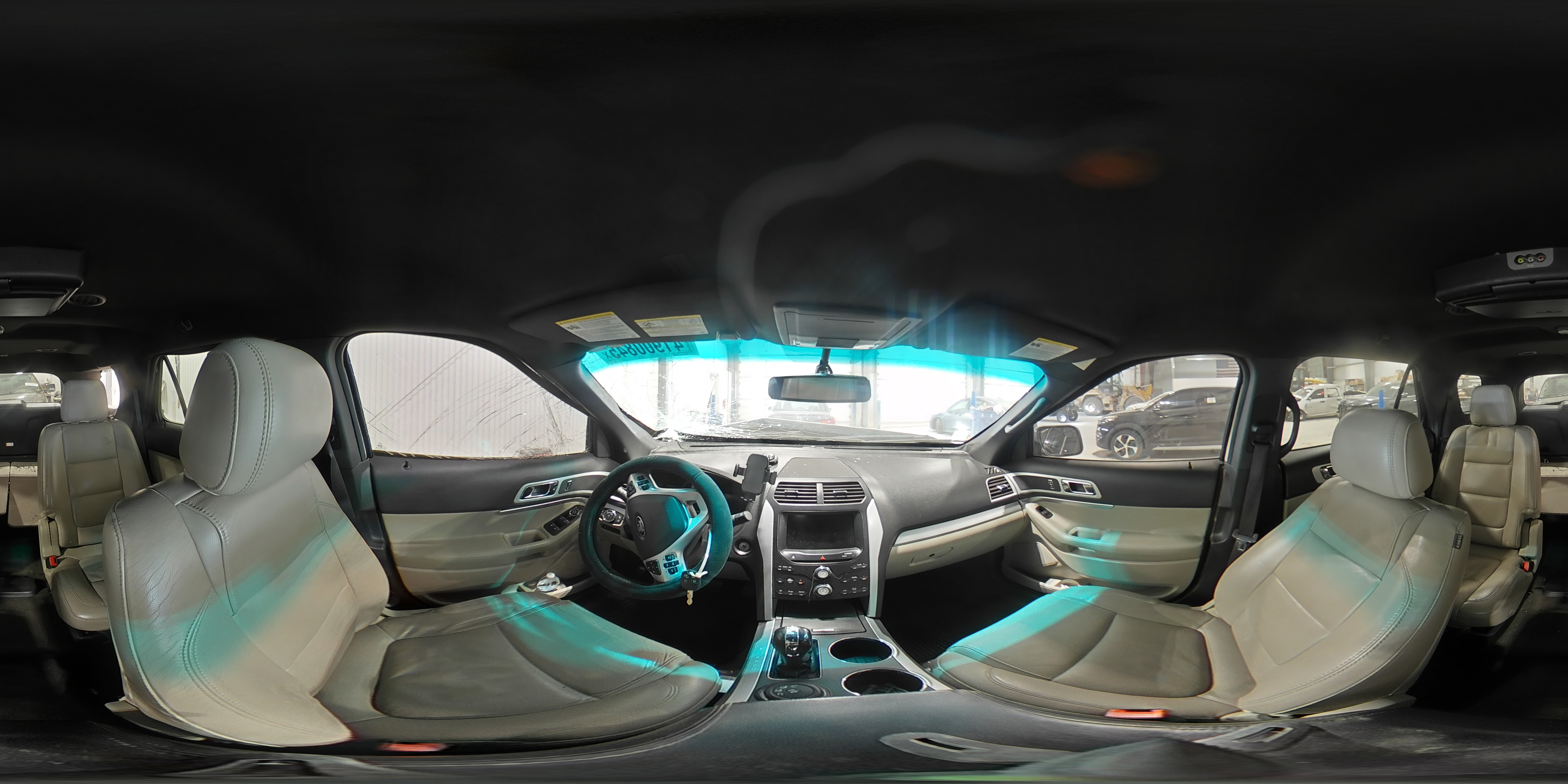 2013 Ford Explorer - Image 14