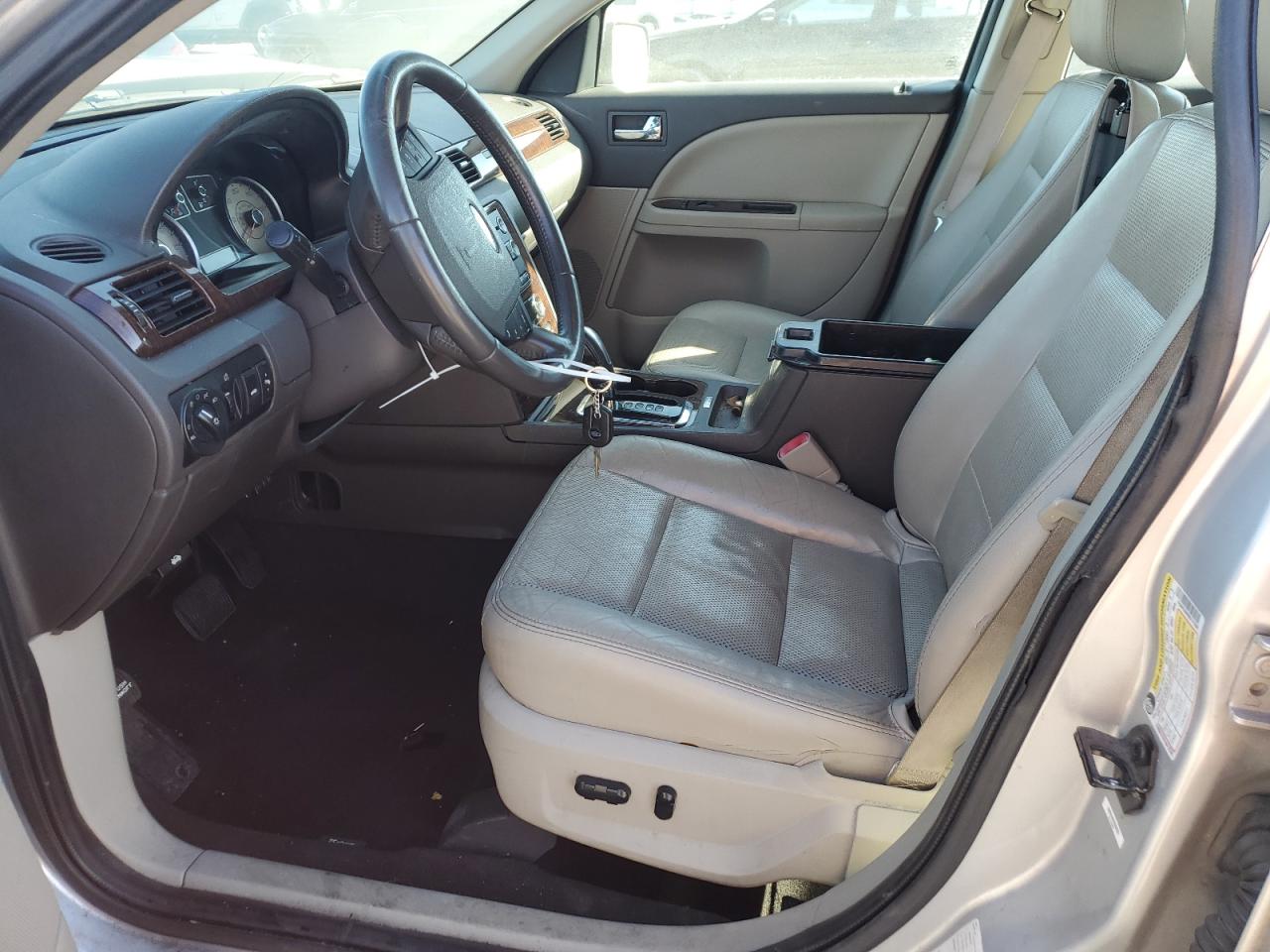 2009 Ford Taurus - Image 7