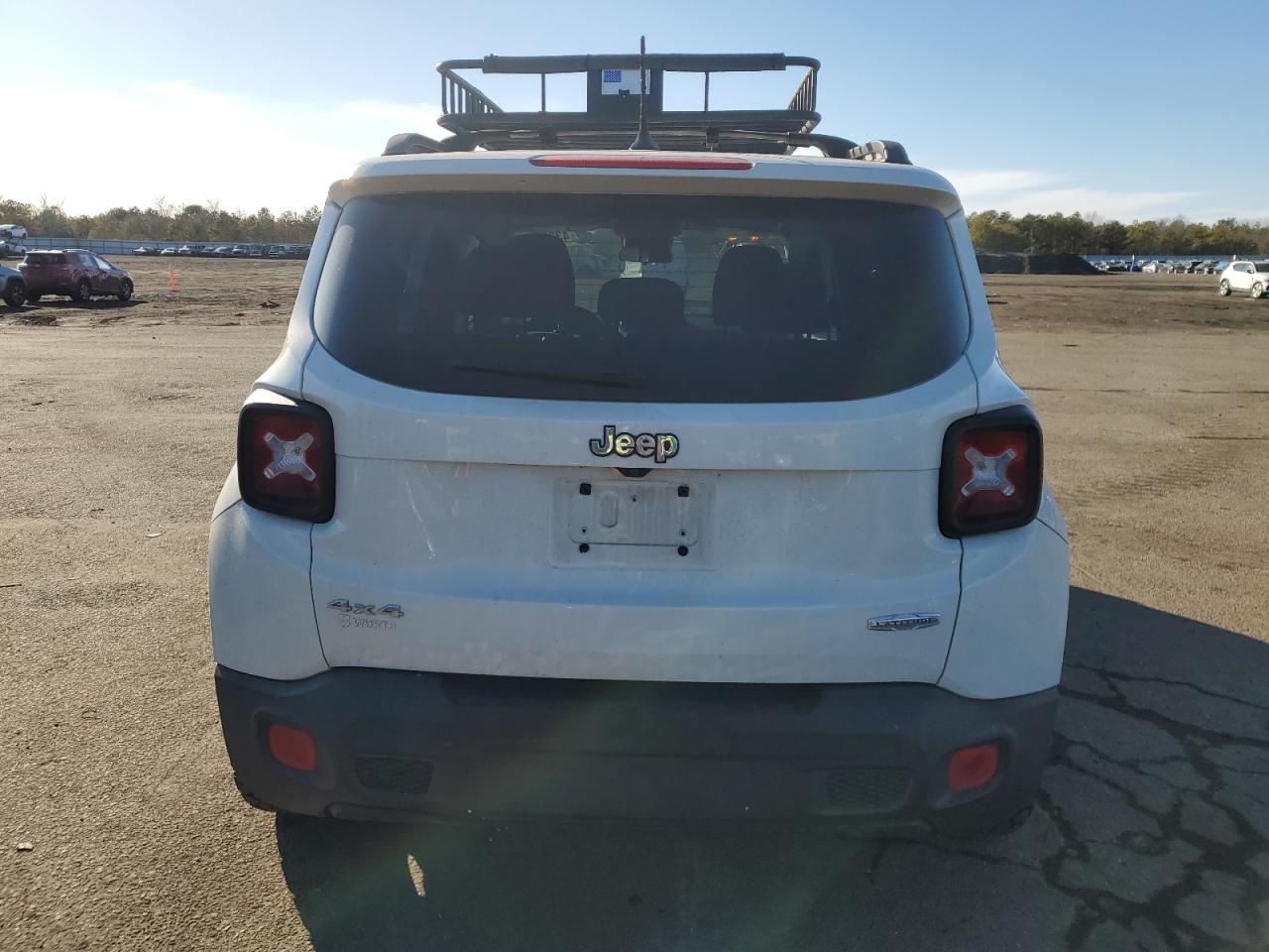 2015 Jeep Renegade - Image 6