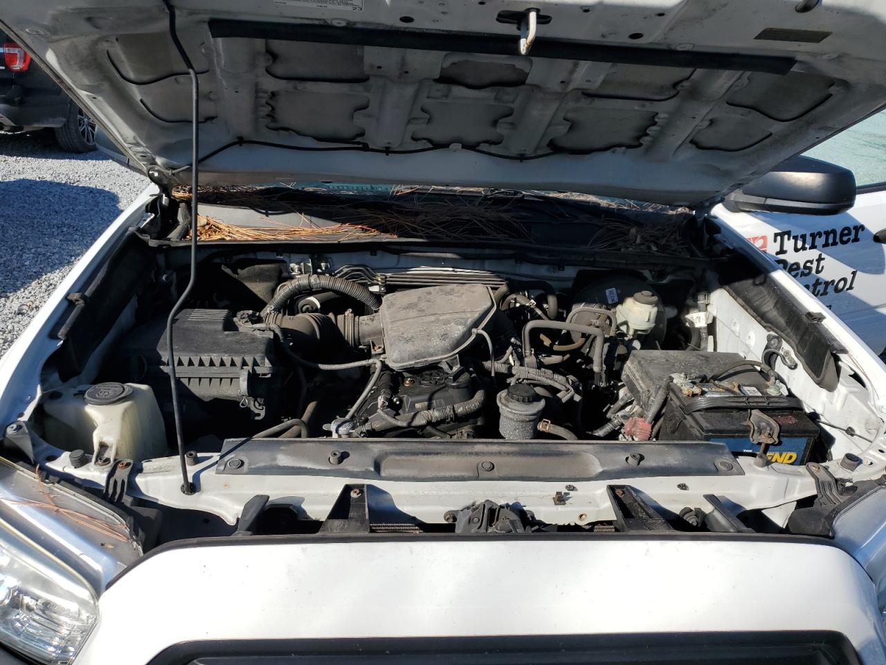 2017 Toyota Tacoma - Image 11