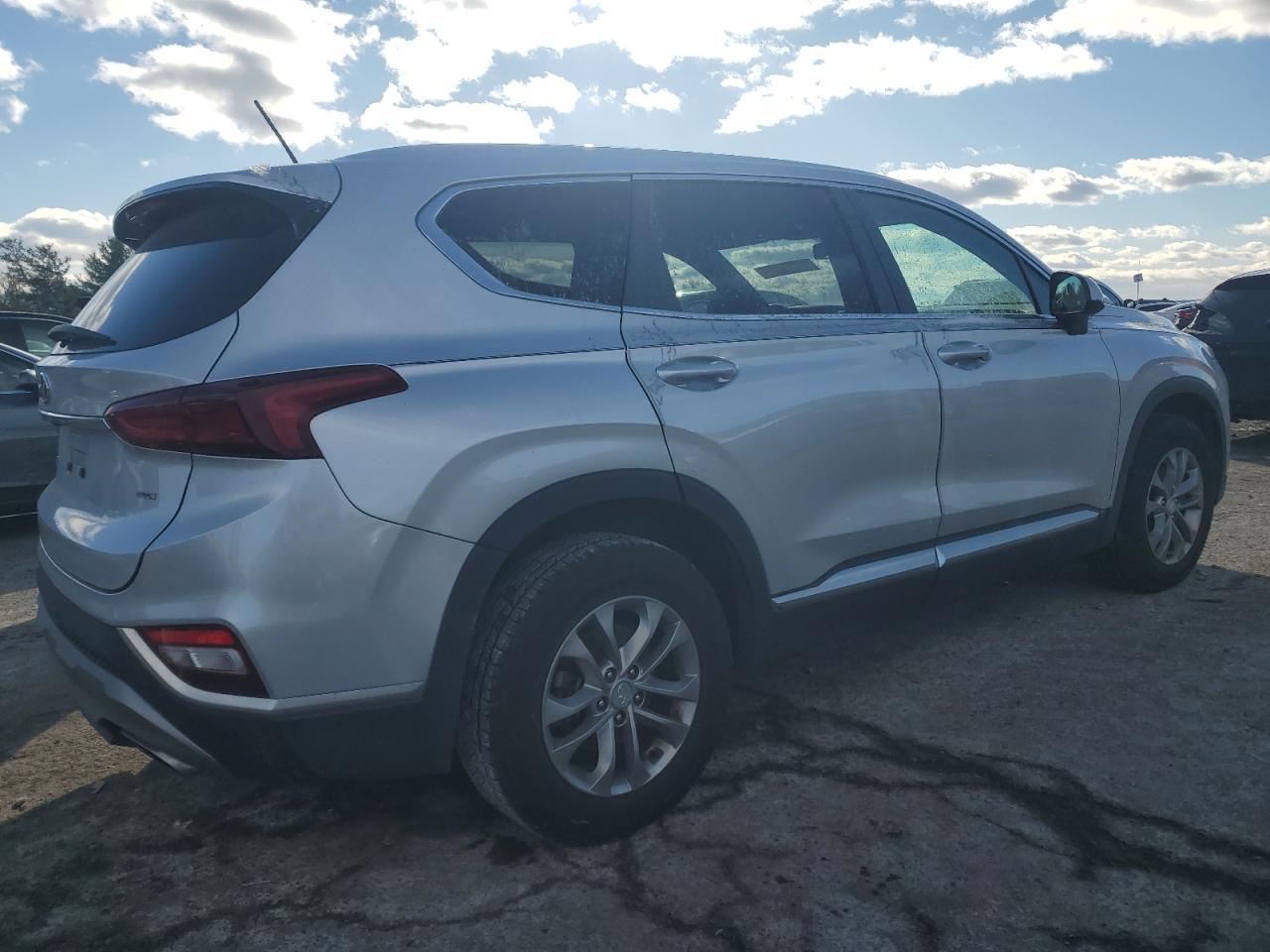 VIN 5NMS2CAD9KH002144 2019 HYUNDAI SANTA FE no.3