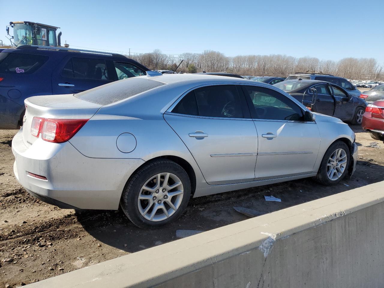 2016 Chevrolet Malibu - Image 3