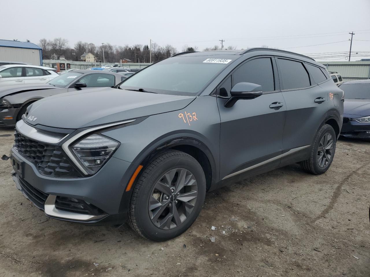 2023 Kia Sportage - Image 1