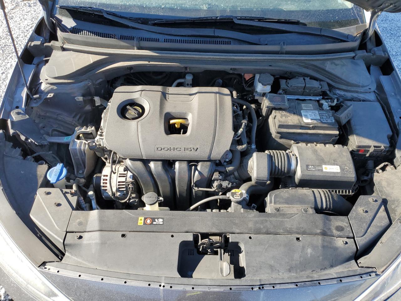 2019 Hyundai Elantra - Image 12