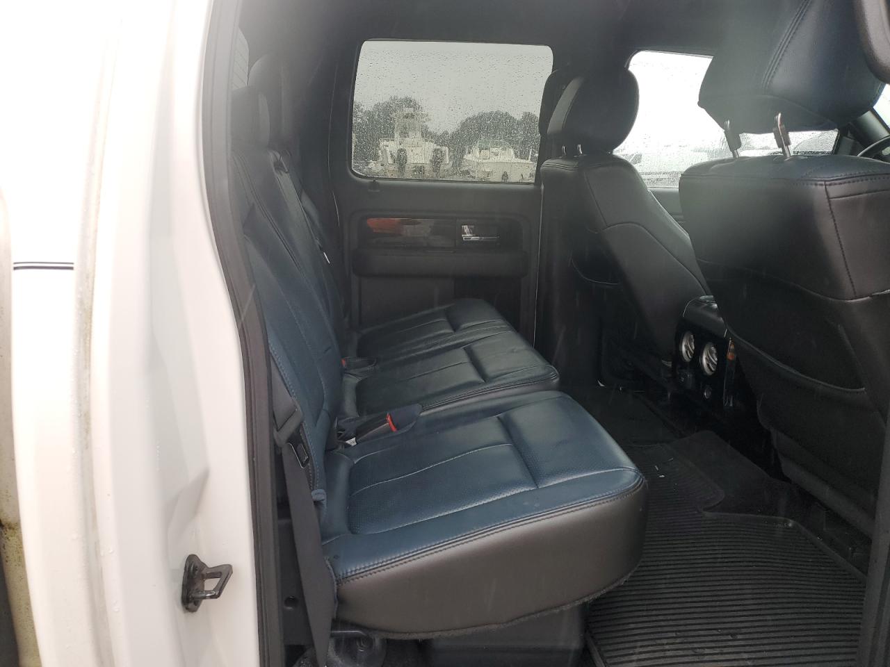 2014 Ford F-150 - Image 10