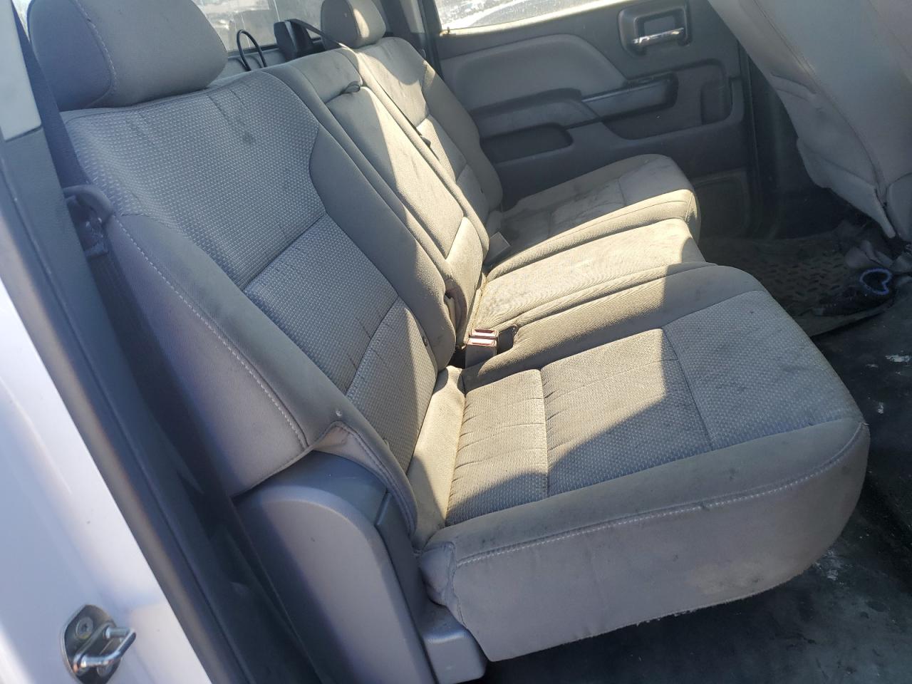 2018 Chevrolet Silverado - Image 10
