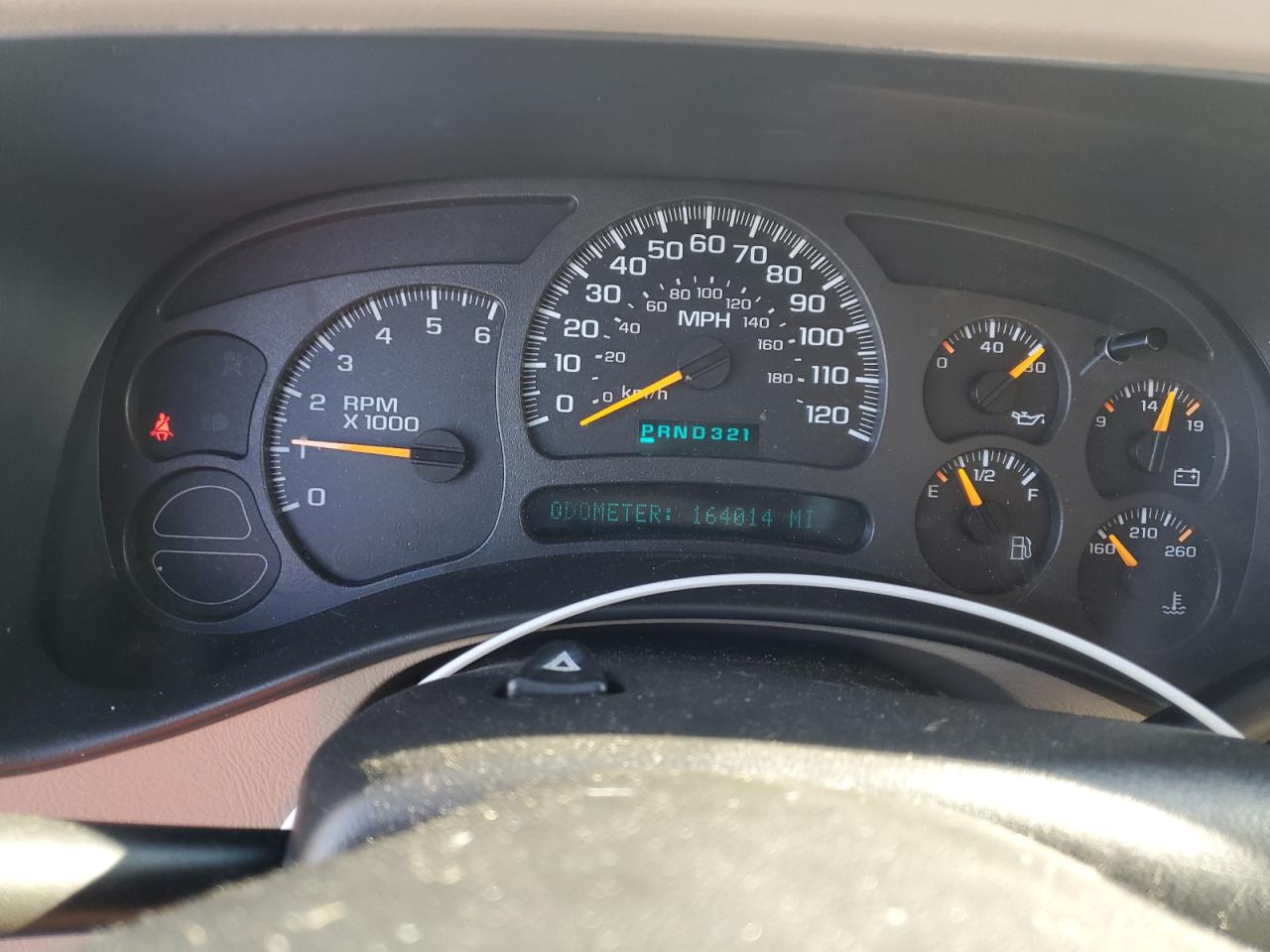 2004 Chevrolet Tahoe - Image 9