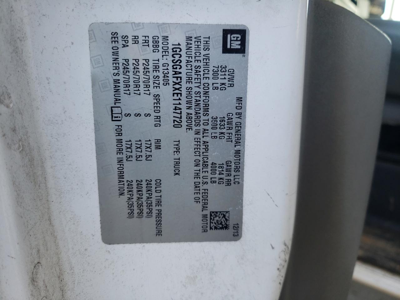 2014 Chevrolet Express - Image 13