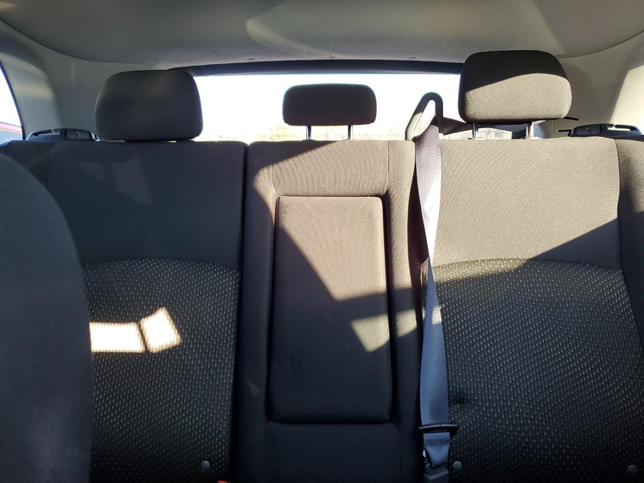 2016 Mitsubishi Outlander - Image 10